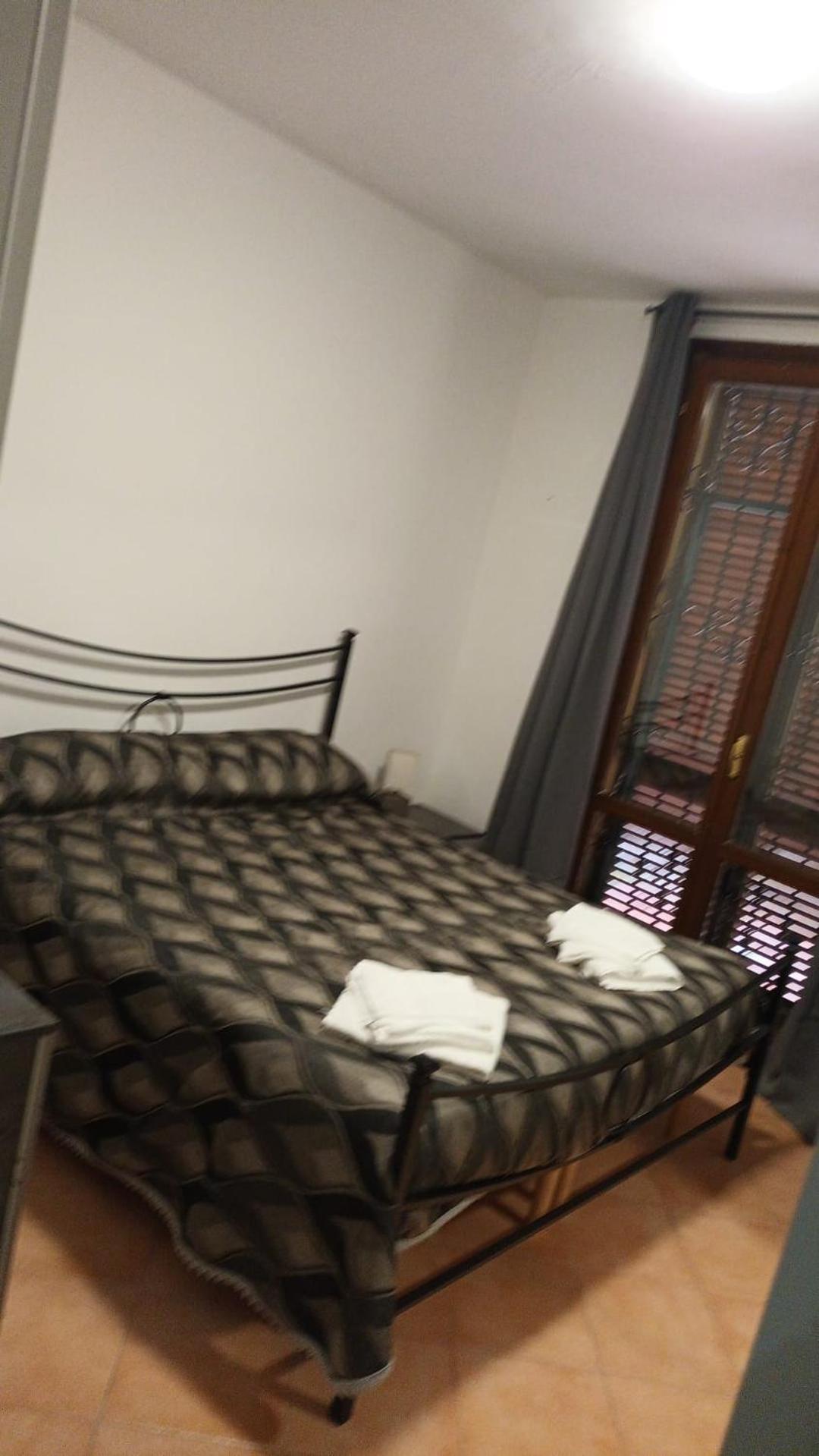 Casa N 2 Con Parcheggio Privato E Colonnina Ricarica Apartment Livorno Luaran gambar