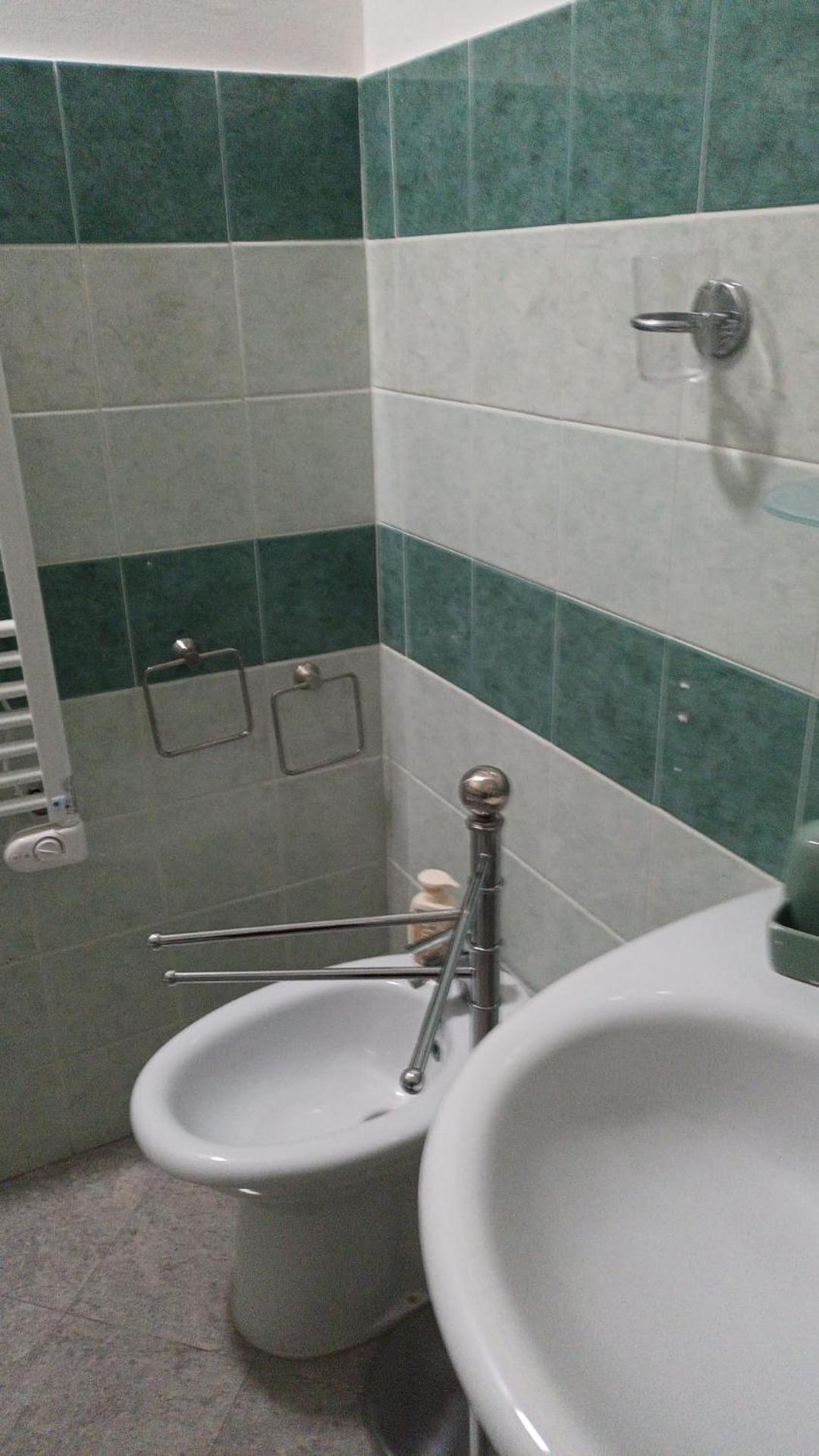 Casa N 2 Con Parcheggio Privato E Colonnina Ricarica Apartment Livorno Luaran gambar